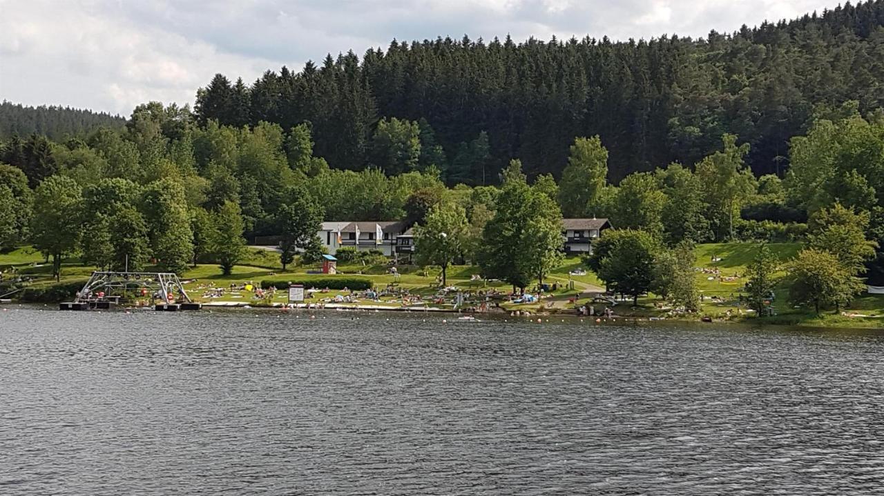 Ferienwohnung An Der Kleinen Schreinerei Hallschlag Exterior photo